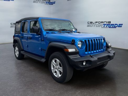 Used 2021 Jeep Wrangler Unlimited Sport S image 3