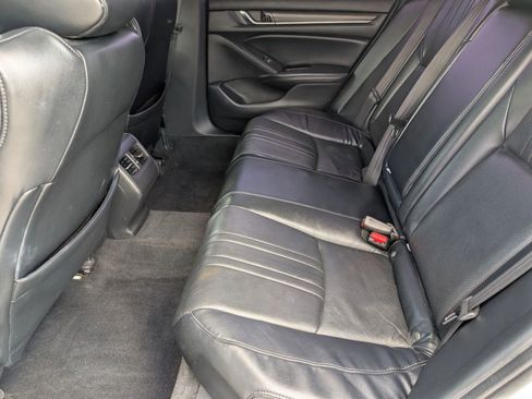 Used 2018 Honda Accord EX-L image 22