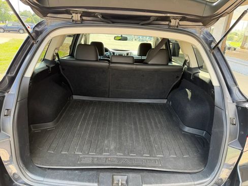 Used 2013 Subaru Outback 2.5i Limited AWD/4WD image 16