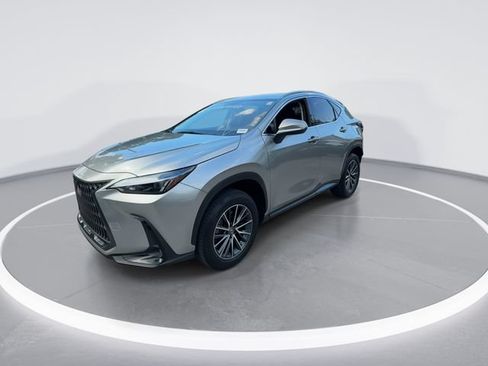 Used 2023 Lexus NX 250 FWD w/ Towing Package (2000 Lbs) image 4