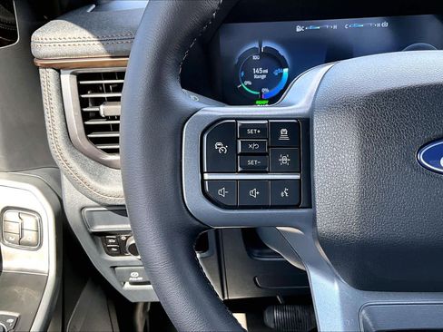 Used 2025 Ford F150 Lightning Lariat w/ Max Trailer Tow Package image 25