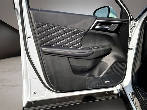 New 2025 Mitsubishi Outlander SEL image 20