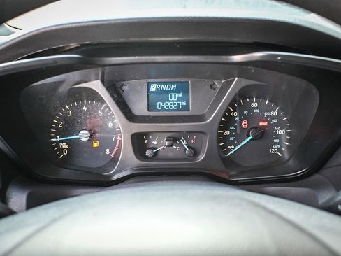 Used 2017 Ford Transit 350 XL image 9