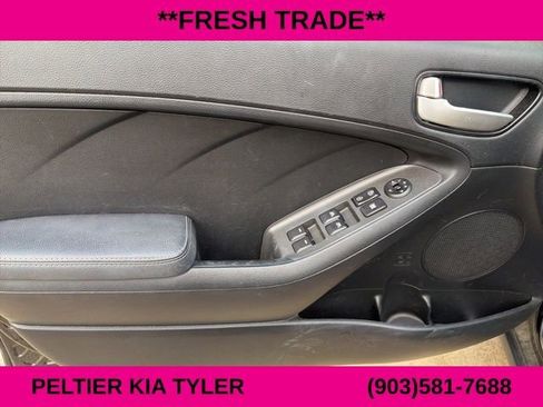 Used 2017 Kia Forte LX image 15