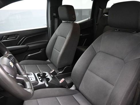 Used 2023 Chevrolet Colorado W/T image 13