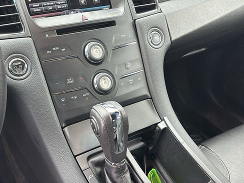 Used 2015 Ford Taurus SEL w/ Equipment Group 201A image 20