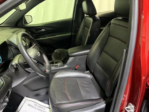 Certified 2024 Chevrolet Equinox RS w/ RS Leather Package AWD/4WD image 17