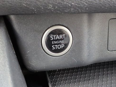 Certified 2023 Nissan Rogue SV FWD image 26