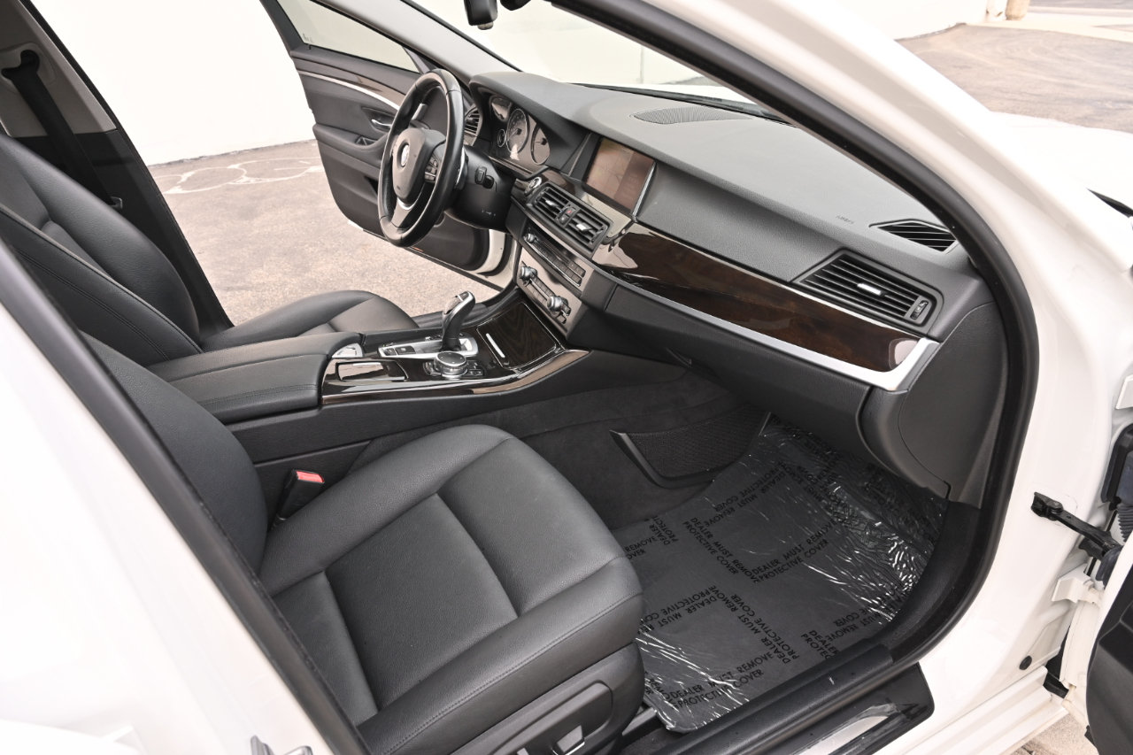 Used 2016 BMW 528i Sedan RWD image 12
