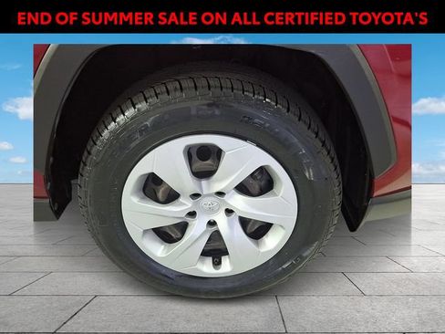 Used 2020 Toyota RAV4 LE FWD image 8