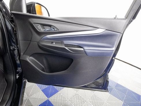 Used 2022 Chevrolet Bolt EUV Premier image 15