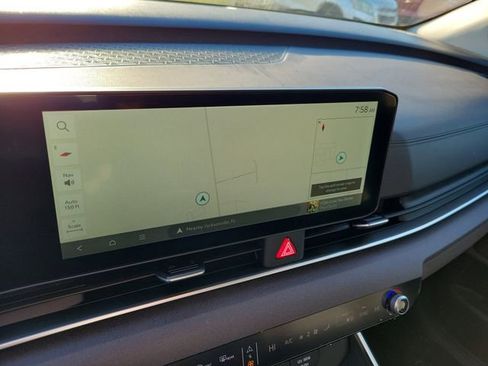 New 2026 Kia Carnival EX FWD image 16