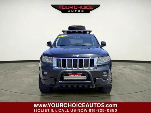 Used 2012 Jeep Grand Cherokee Laredo w/ Laredo E Group AWD/4WD image 3