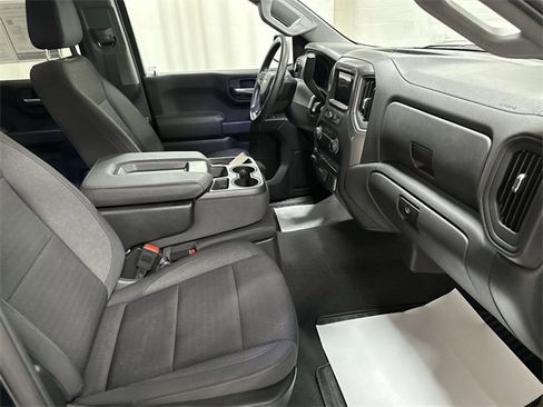Used 2024 Chevrolet Silverado 1500 Custom image 18