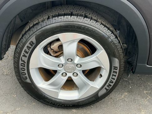 Used 2016 Honda HR-V EX image 11