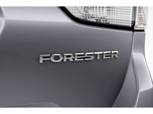 Certified 2022 Subaru Forester Premium AWD/4WD image 12