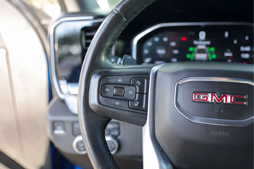 Used 2022 GMC Sierra 1500 Elevation RWD image 16