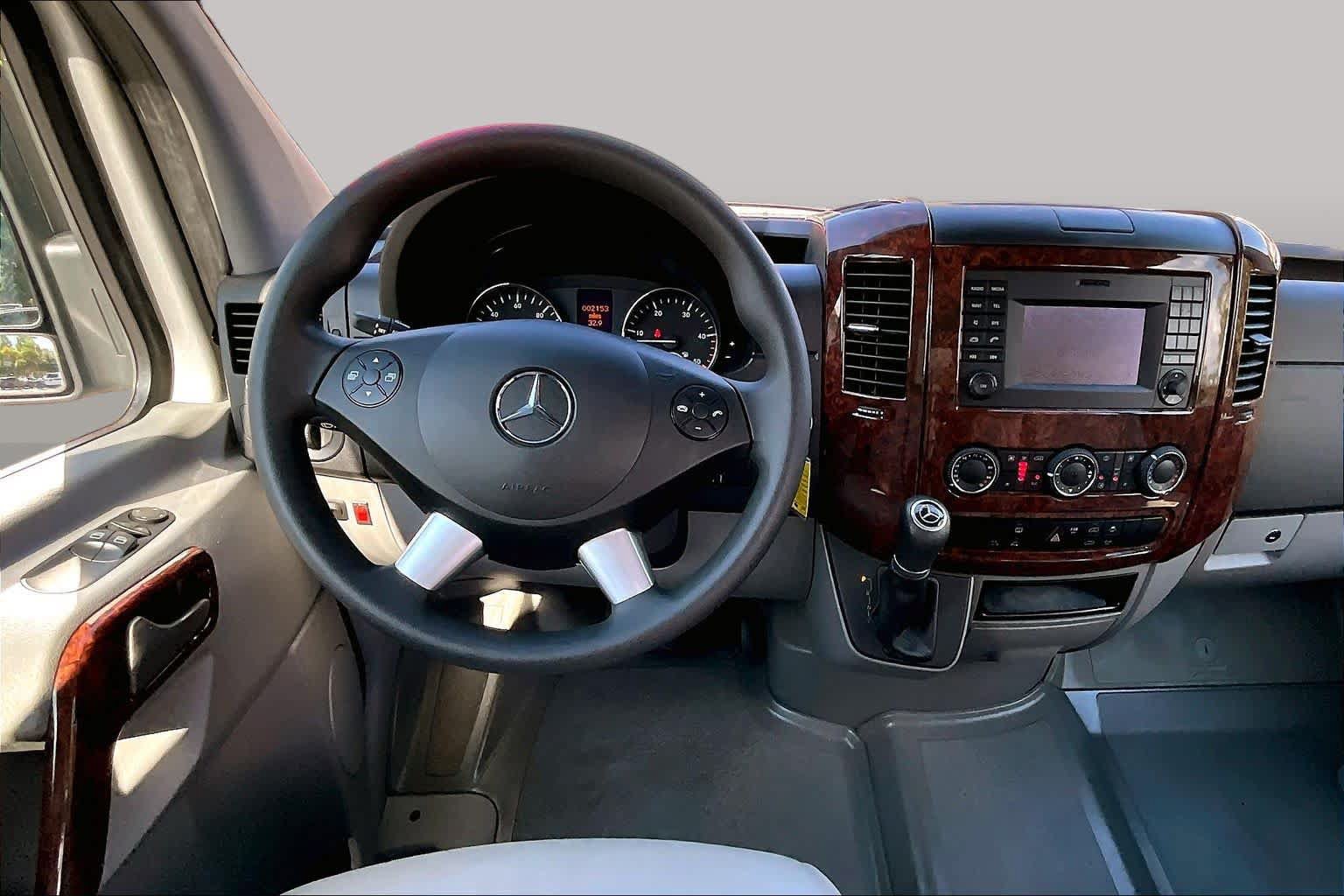 Used 2018 Mercedes-Benz Sprinter 2500 image 6