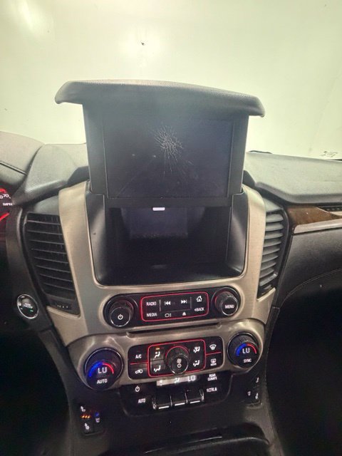 Used 2015 GMC Yukon XL Denali AWD/4WD image 22