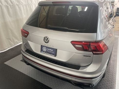 Certified 2024 Volkswagen Tiguan SE R-Line image 8