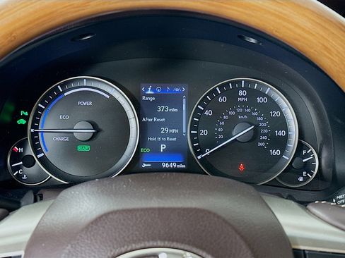 Used 2016 Lexus ES 300h Hybrid w/ Navigation System Package image 12