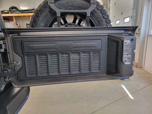 Used 2021 Jeep Wrangler Unlimited Sport AWD/4WD image 71