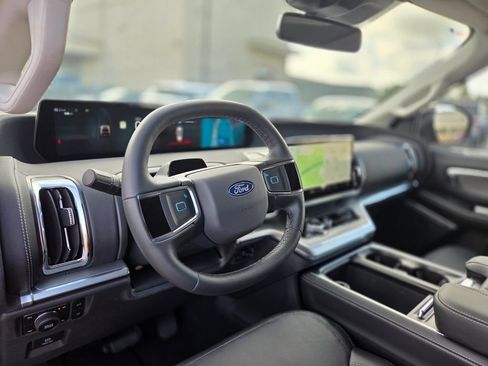 New 2026 Ford Expedition Platinum AWD/4WD image 19