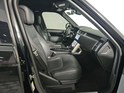 Used 2019 Land Rover Range Rover Supercharged AWD/4WD image 13