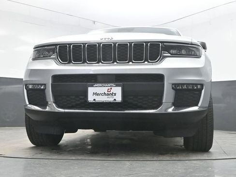 Used 2022 Jeep Grand Cherokee L Limited AWD/4WD image 33