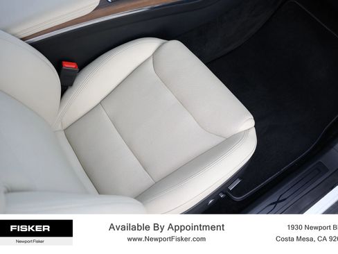 Used 2022 Tesla Model X image 33