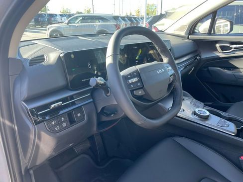 New 2026 Kia Sportage EX w/ EX Panoramic Sunroof Package image 9