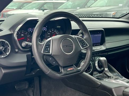Used 2019 Chevrolet Camaro SS RWD image 9