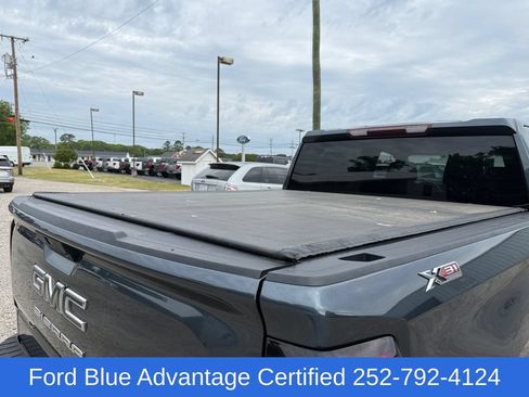 Used 2020 GMC Sierra 1500 Elevation w/ Elevation Value Package AWD/4WD image 17