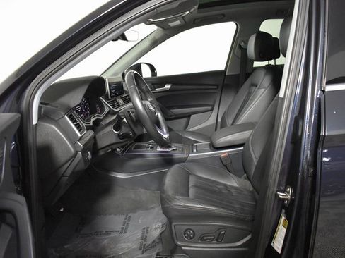 Used 2018 Audi Q5 2.0T Premium Plus w/ Premium Plus Package image 12