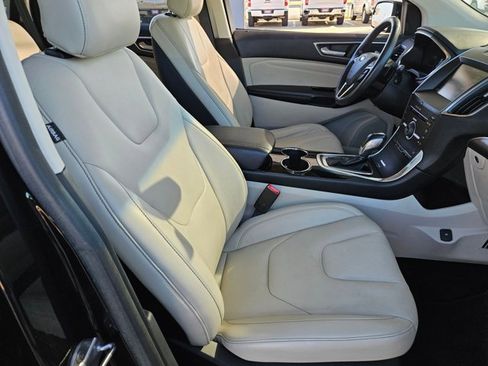 Used 2015 Ford Edge Titanium image 22