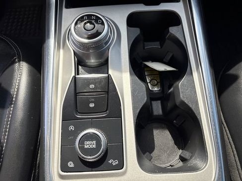 Used 2021 Ford Explorer XLT w/ Equipment Group 202A image 41