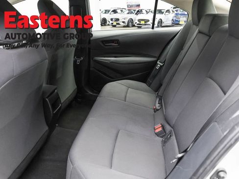 Used 2022 Toyota Corolla LE FWD image 20