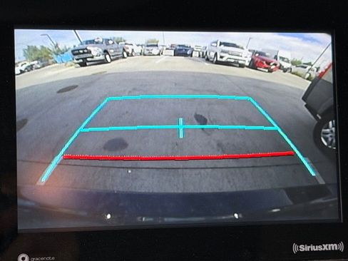 Used 2021 Toyota Camry SE image 27