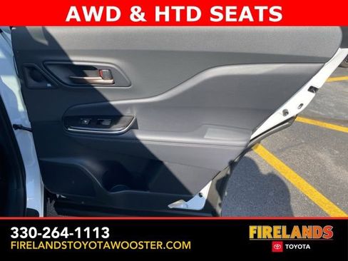 New 2025 Toyota Crown Signia image 53