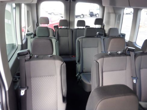 Used 2023 Ford Transit 350 XLT image 9