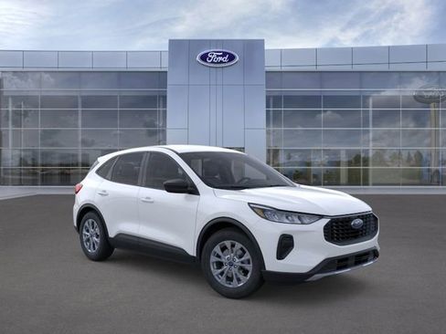 New 2026 Ford Escape Active FWD image 7