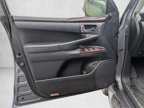 Used 2014 Lexus LX 570 4WD image 10