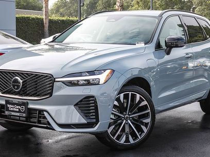 New 2026 Volvo XC60 T8 Ultra w/ Protection Package Premier