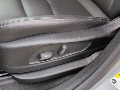Used 2025 Cadillac XT5 Luxury w/ LPO, Floor Liner Package AWD/4WD image 17
