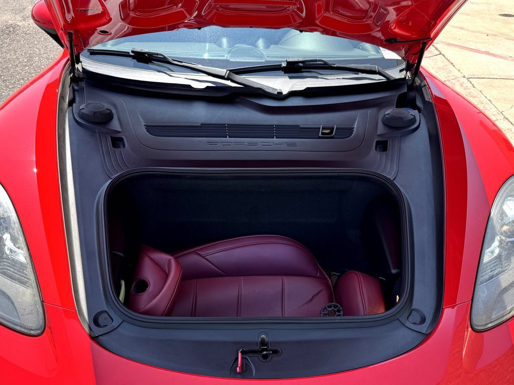 Used 2018 Porsche 718 Boxster RWD image 12