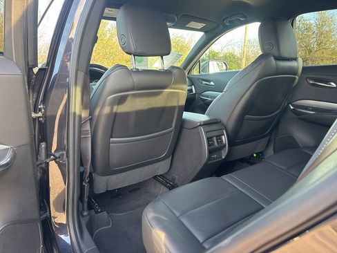 Used 2022 Cadillac XT4 Premium Luxury w/ Enhanced Visibility Package image 38