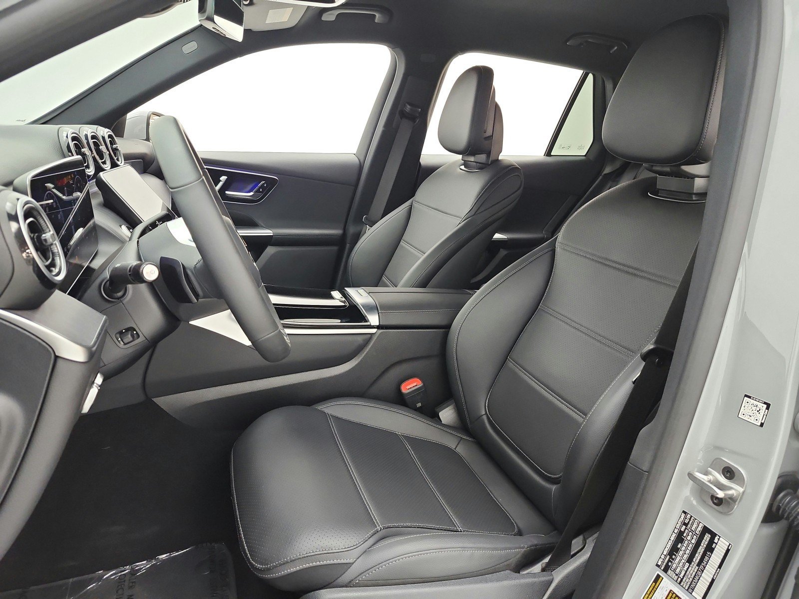 Certified 2026 Mercedes-Benz GLC 300 image 13