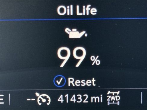 Certified 2021 Cadillac XT5 Premium Luxury w/ LPO, Floor Liner Package image 16