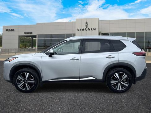 Used 2022 Nissan Rogue SL w/ SL Premium Package FWD image 9