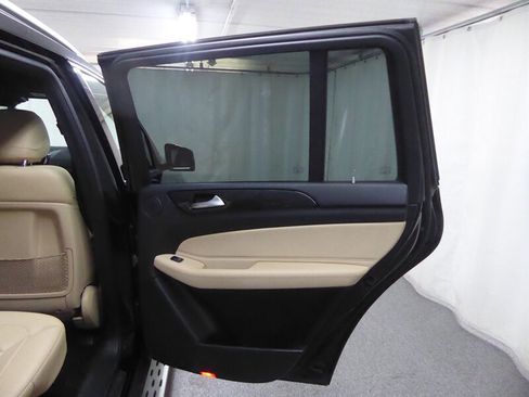 Used 2017 Mercedes-Benz GLS 450 4MATIC w/ Premium Package image 34